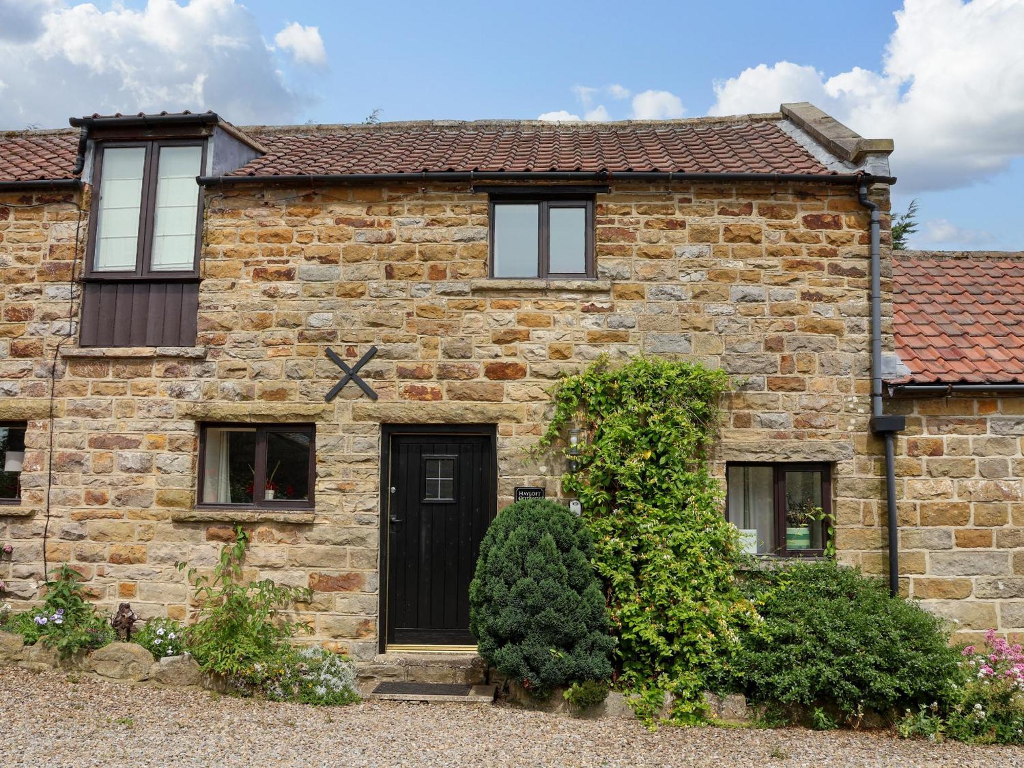 Hayloft Cottage Staintondale المظهر الخارجي الصورة